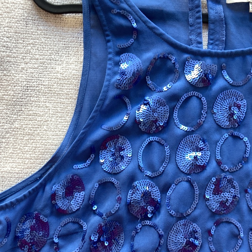 Fun Sequined Top - Picture 2 of 3
